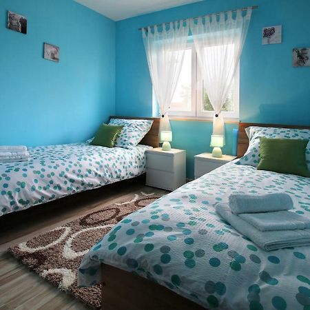Apartment Valmas Pula Exterior photo